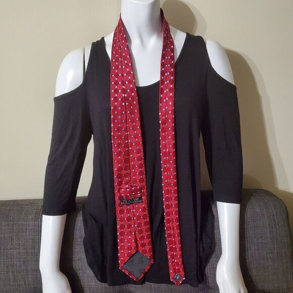 Jos A Bank Red, Blue, & White Silk Tie - Picture 4 of 5